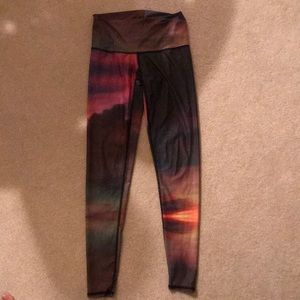 Teeki yoga pants